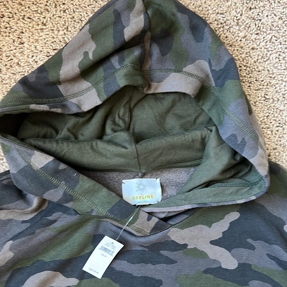 NWT Aerie Offline Camo Poncho style pullover - Picture 4 of 5